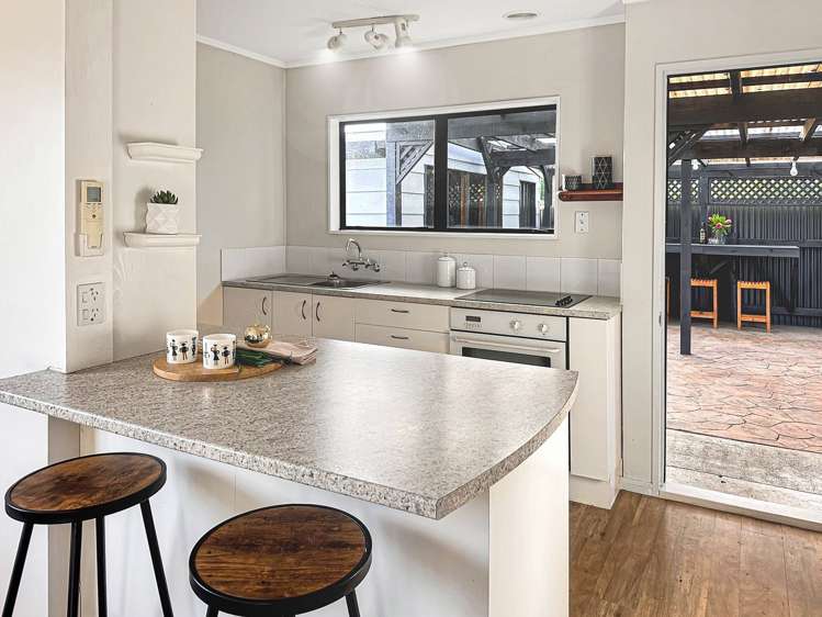 1 Perry Crescent Greenmeadows_7