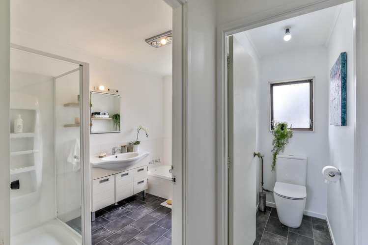 33 Tetrarch Place Totara Vale_12