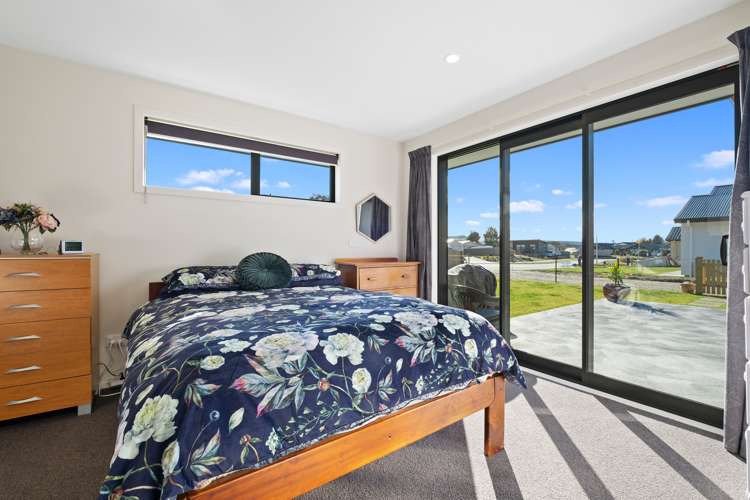 14 Hebbard Court Albert Town_5