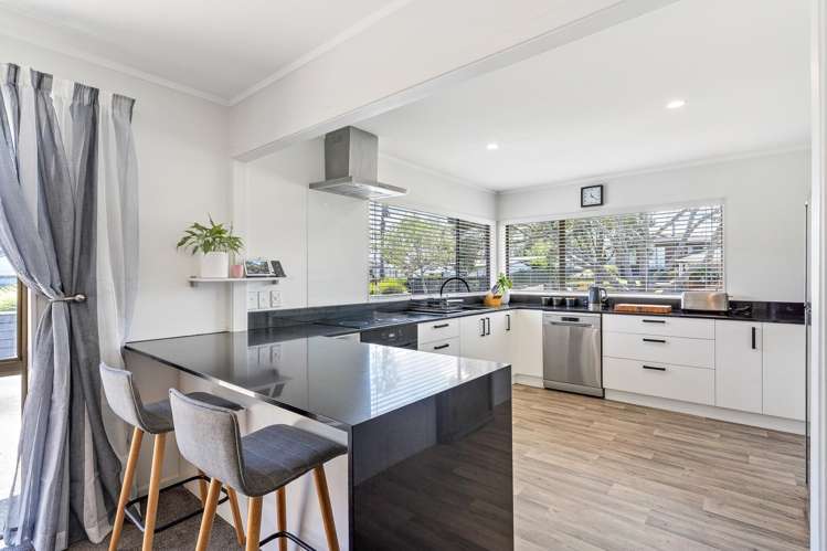 162 Carnoustie Drive Wattle Downs_4