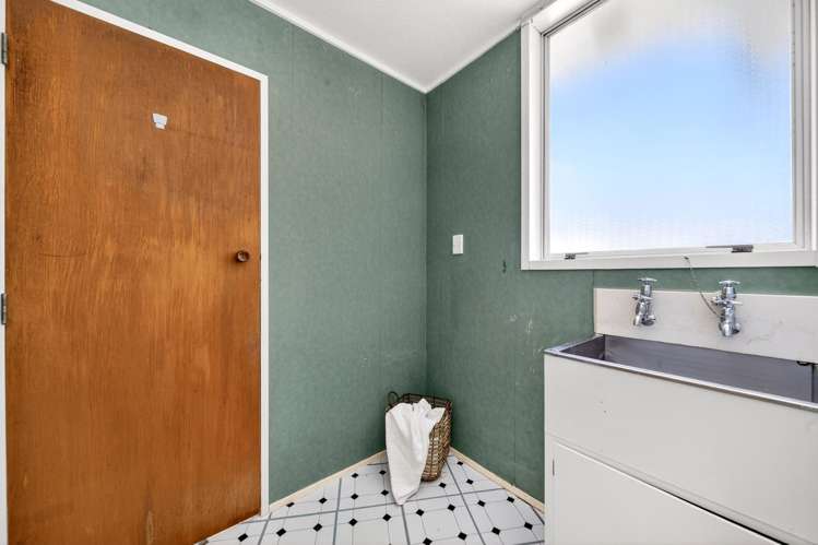 35 Lincoln Road Carterton_18