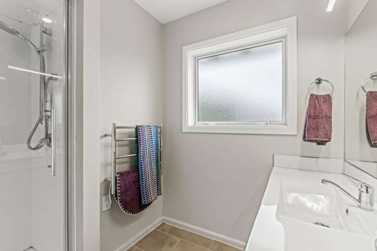 9 Fir Tree Lane Aranui_8