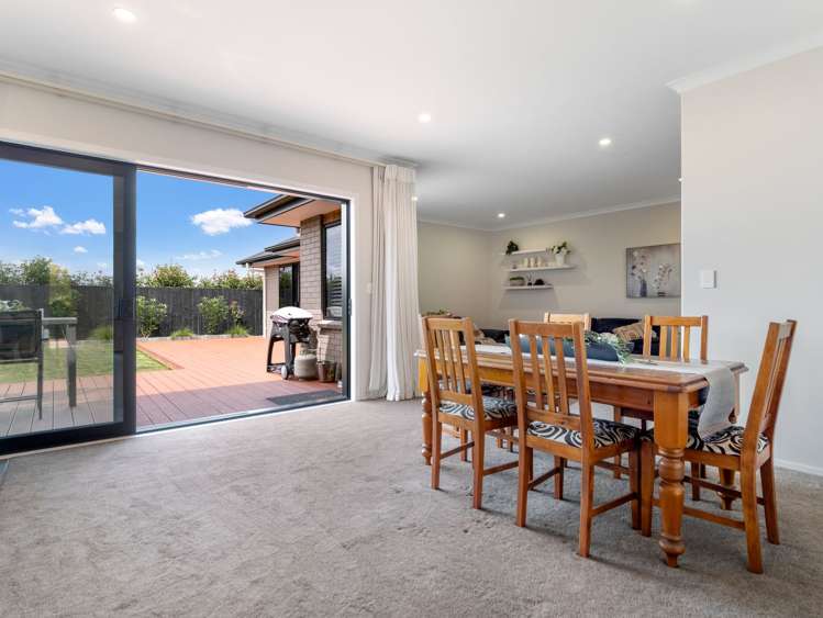 54 Norfolk Drive Cambridge_9