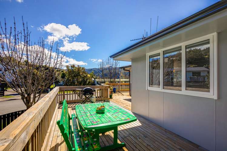 15 Dunsandel Grove Silverstream_24
