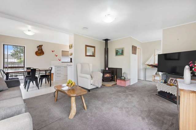 2 Le Havre Place Takanini_3