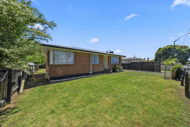 142 Preston Road Otara_3