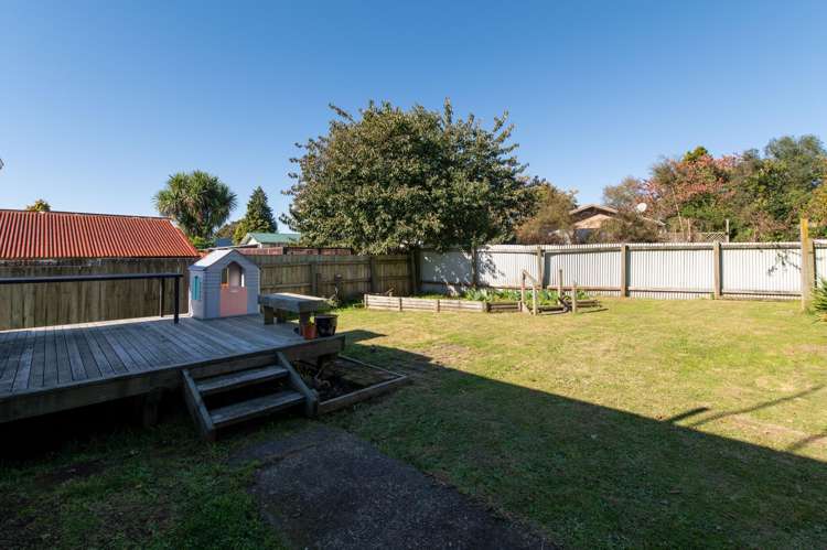 12 Cypress Place Owhata_13