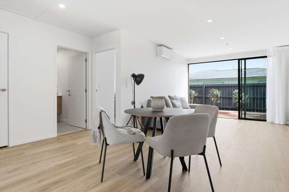2/17 Princess Street_4