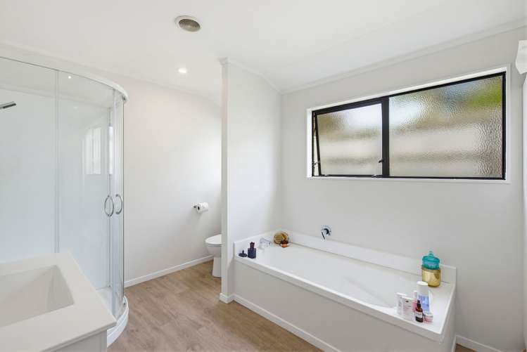 16B Michael Road Paraparaumu_15