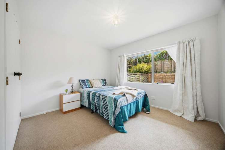 1d/221 Sunset Road Sunnynook_10