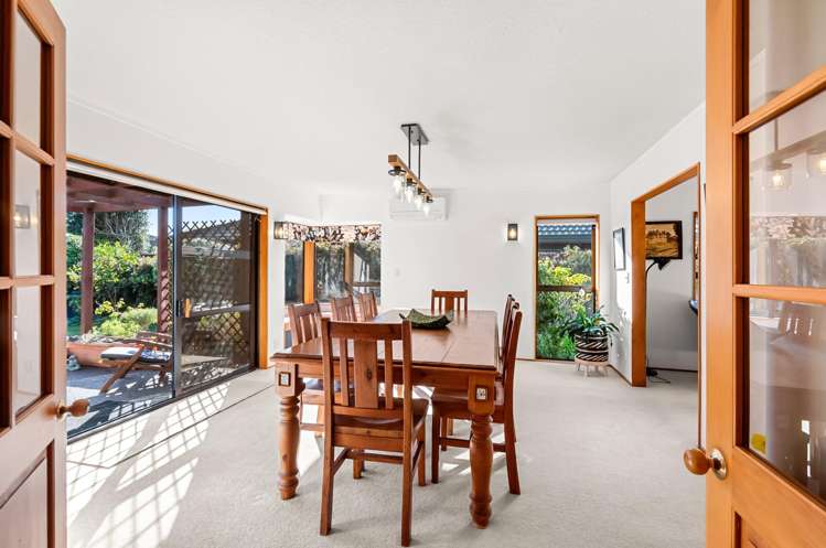 8 Runanga Grove Waikanae_7