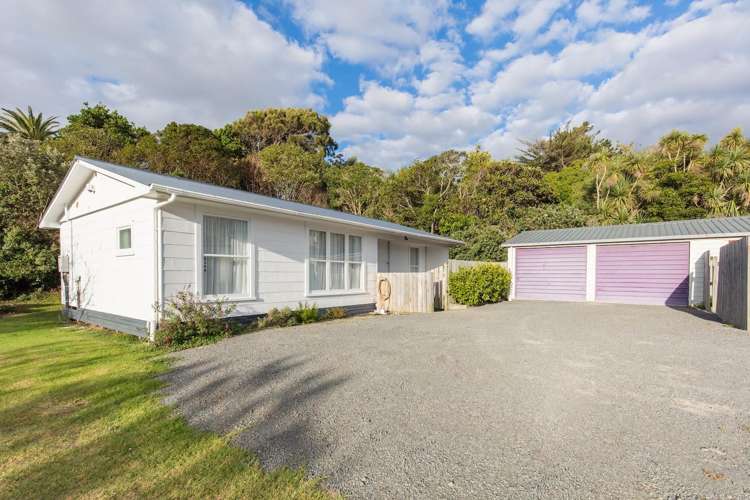 856 Hokio Beach Road_0