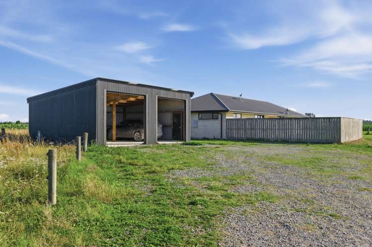 803 Ardlui Road Te Pirita_22