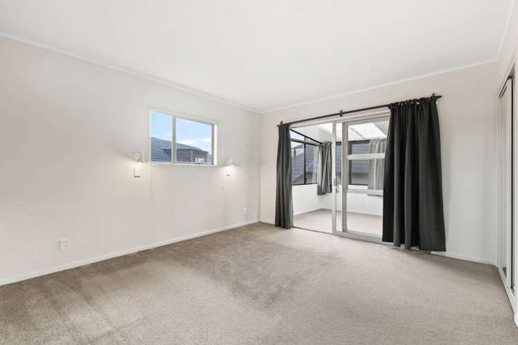 17 Fratley Avenue Farm Cove_9