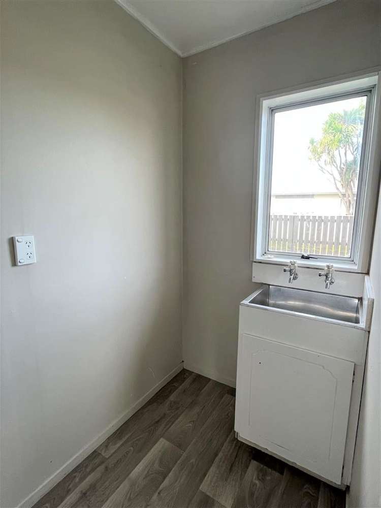 2 Margaret Street Solway_9