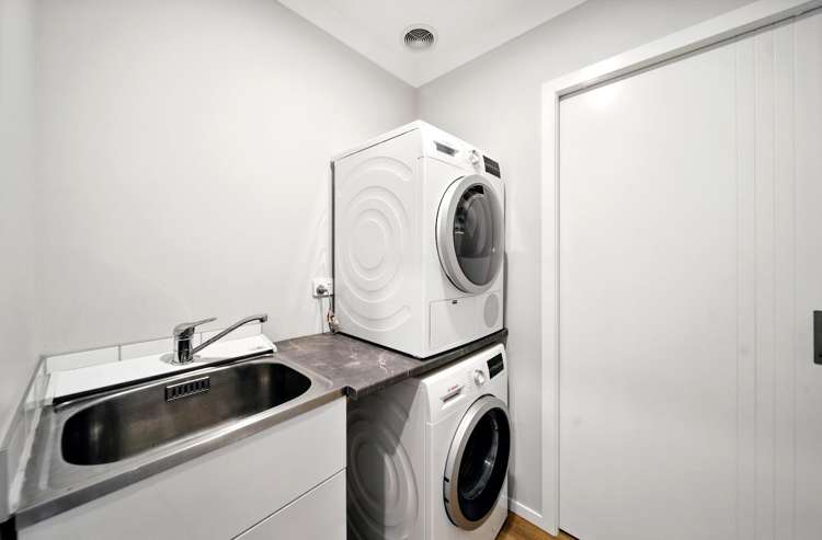 2 Carnachan Street Cambridge_15