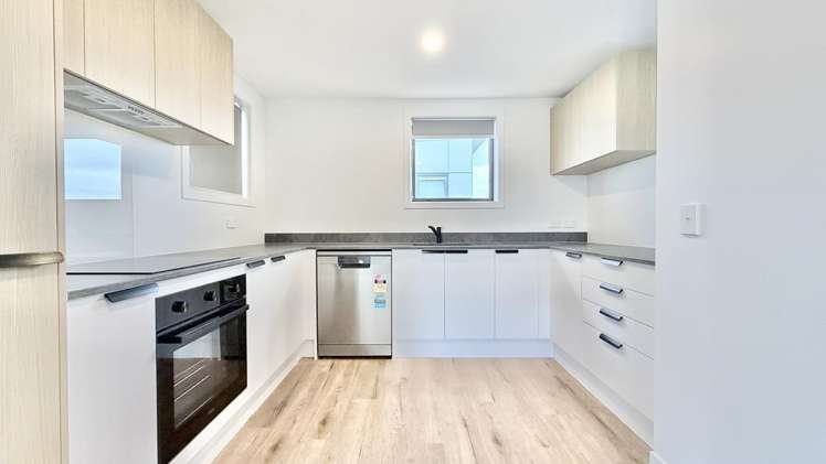 3D/28 Morning Star Place 1727_6