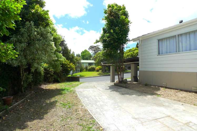 39 Onedin Place Titirangi_7