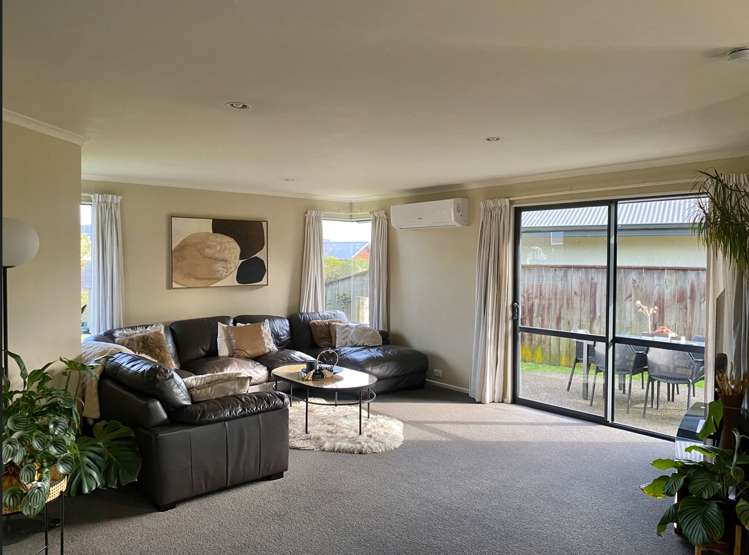 45 Otia Drive Richmond_5