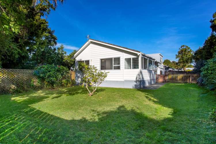 2/42 Taramea Street_0