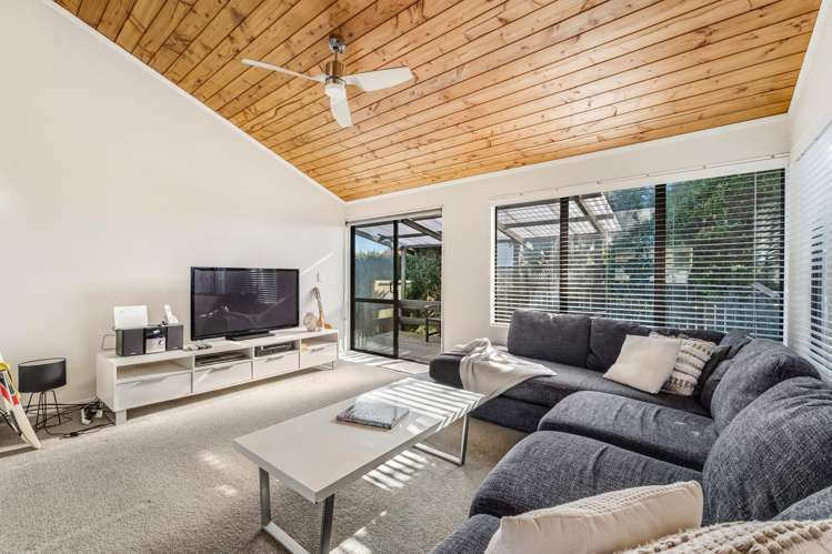 2/153 Whitford Road Somerville_11