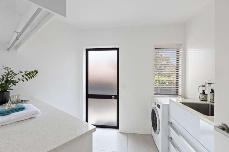 23 Glucina Avenue West Harbour_21