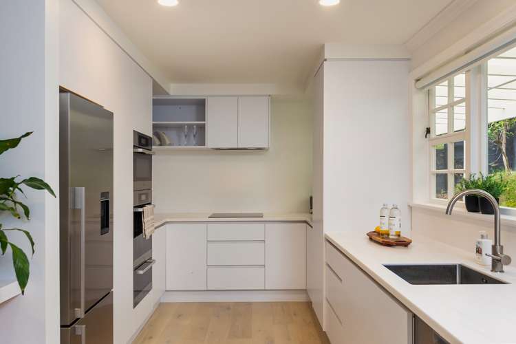 72 Kohu Road Titirangi_12