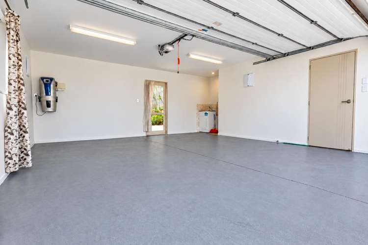 1722 Great North Road Avondale_10