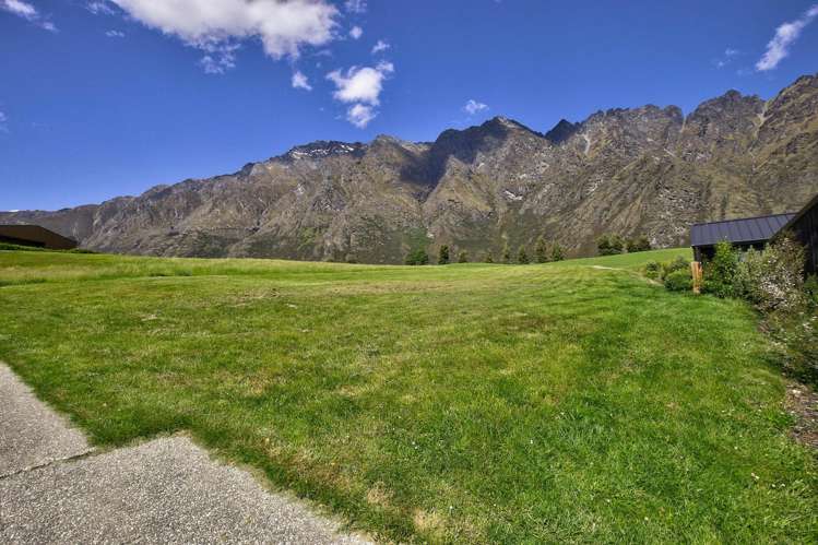 13 Pendeen Crescent Jacks Point_7