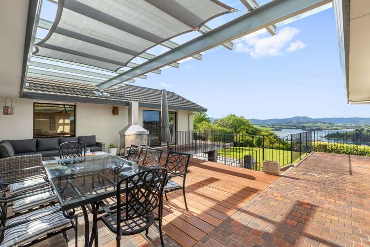 16 Kotare Place Sandspit_5