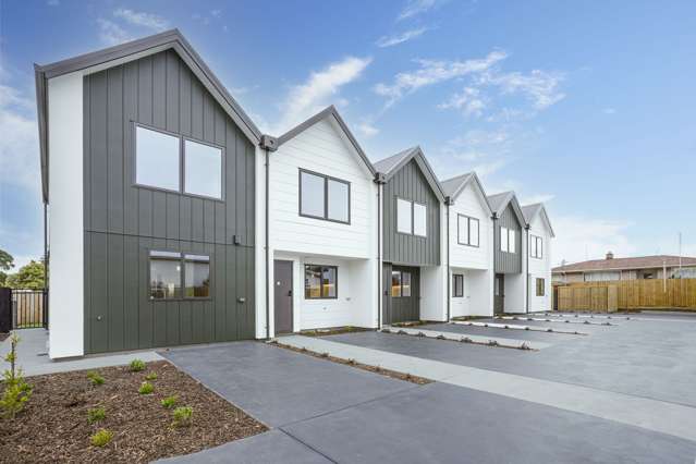 Units 1-5/100 Aldwins Road Phillipstown_1