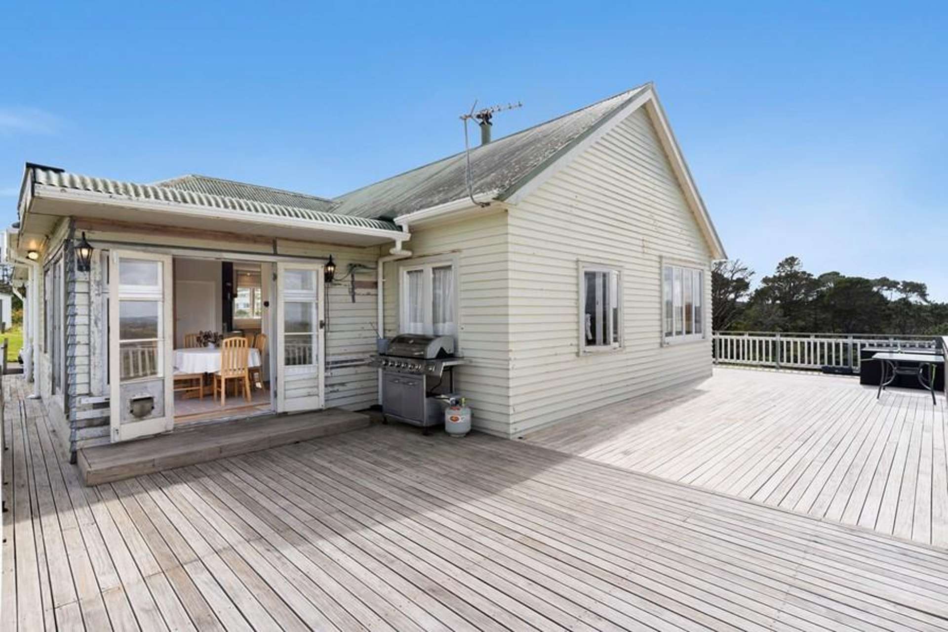 733B Ridge Road Riverhead_0