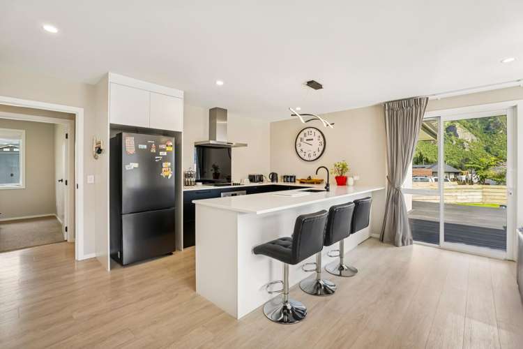 8 Lakefield Close Kingston_8