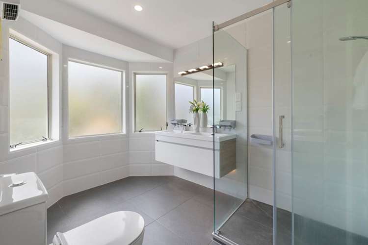 52 Alicia Road Somerville_18