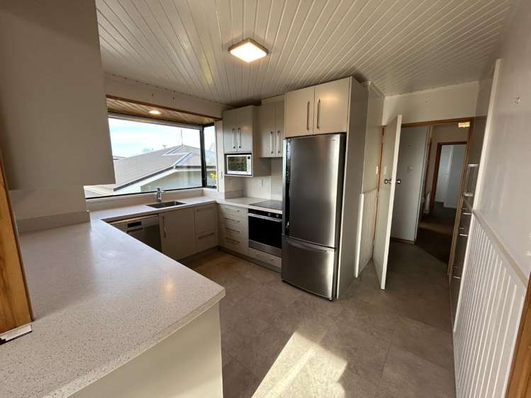 6 Benvenue Ave 11293_1