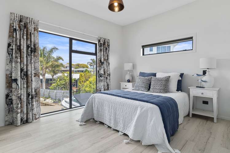 39b The Crescent Waihi Beach_13