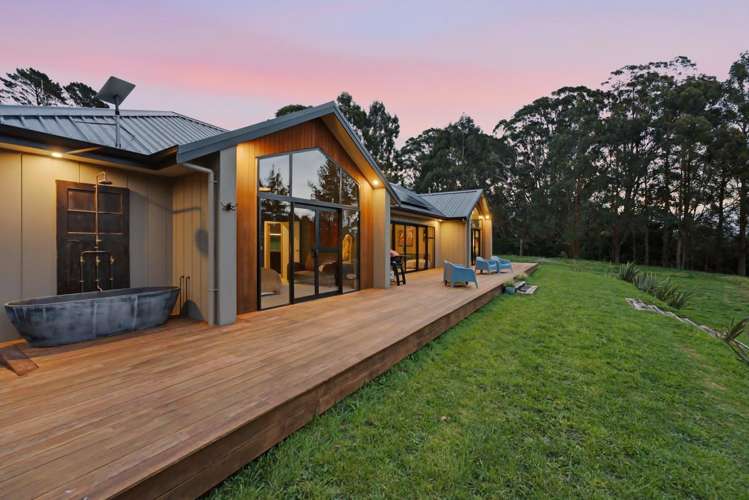 296A Surrey Hill Road Oakura_25