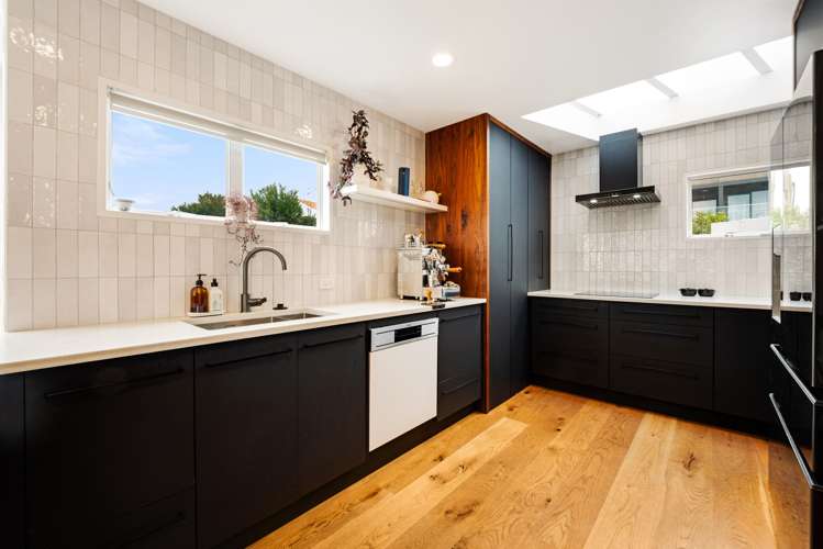 2/14 Hawera Road Kohimarama_12