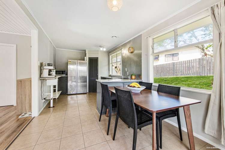 63 Triangle Road Massey_3