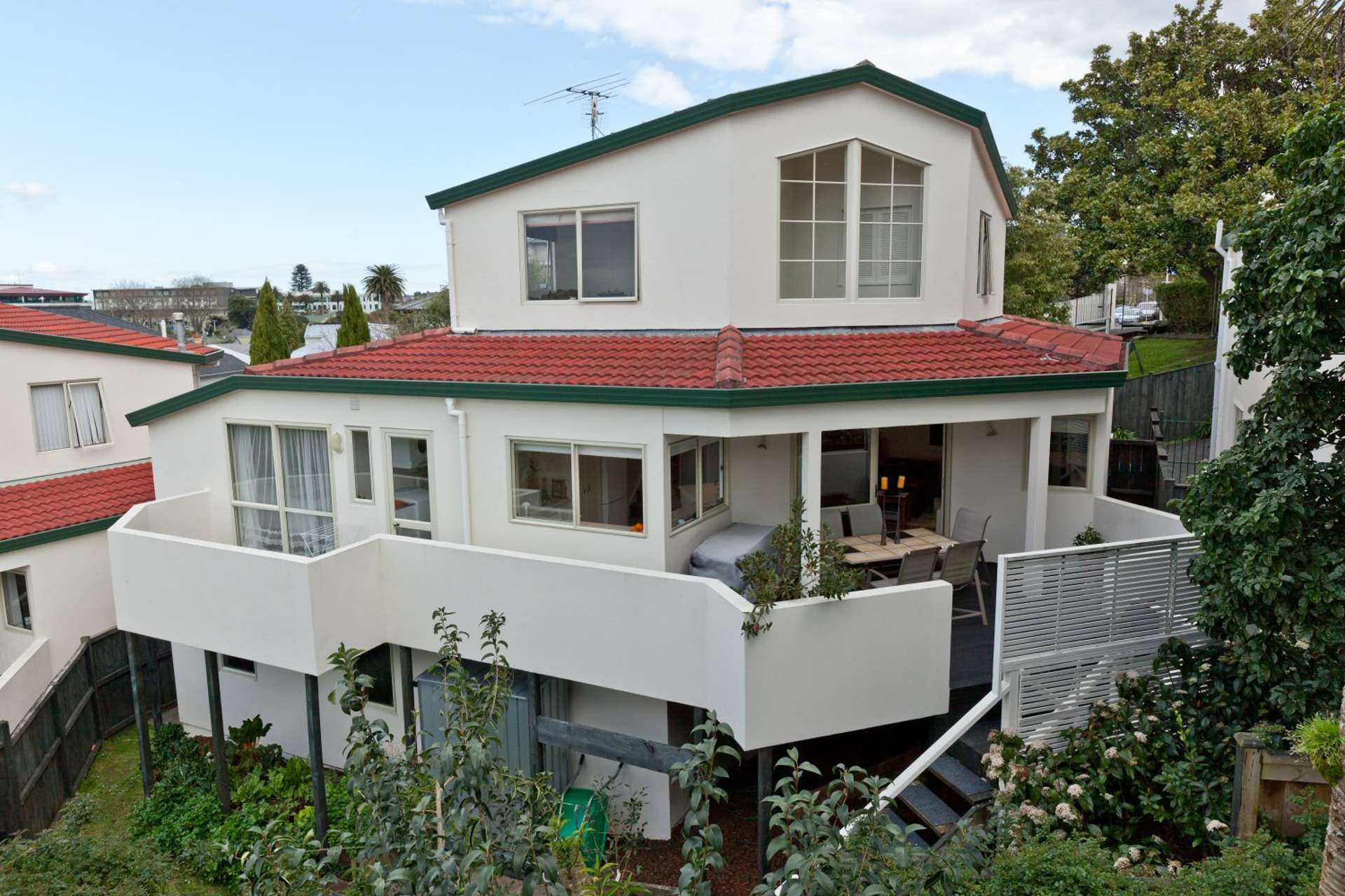 2/50 Saint Vincent Avenue Remuera_0