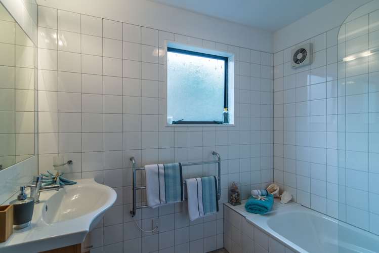 117 Rosetta Road Raumati South_15