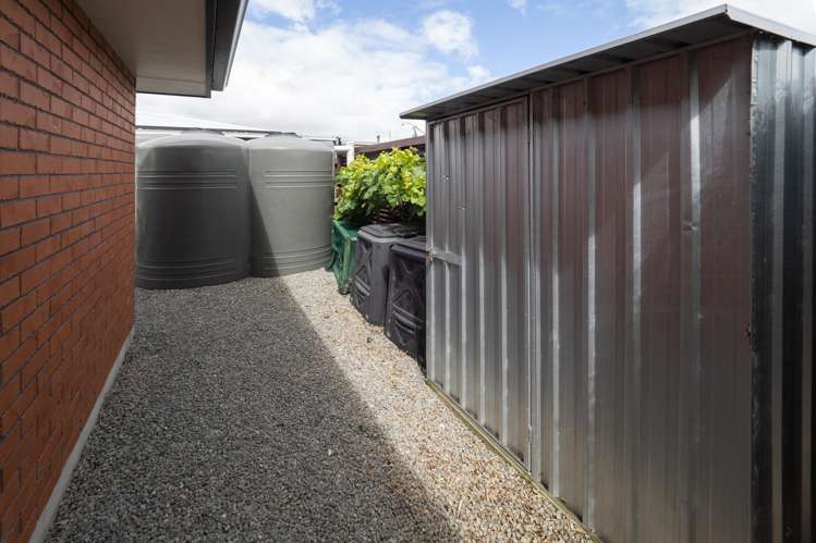 9 Geoff Geering Drive Netherby_25