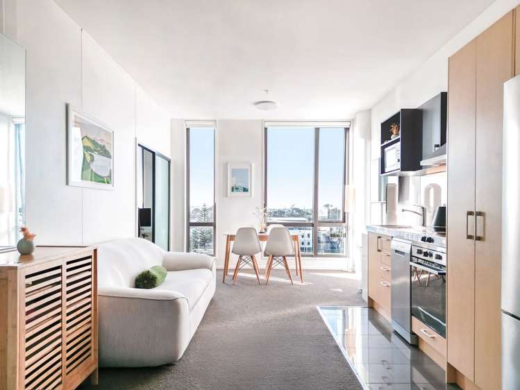 17 Putney Way_0