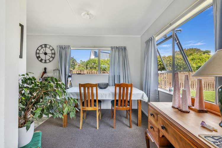 9 Thomason Avenue 11193_3