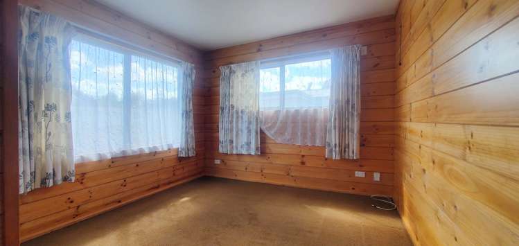 1 Wing Crescent Papakura_6