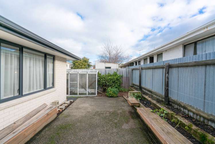 39 Law Street Caversham_18