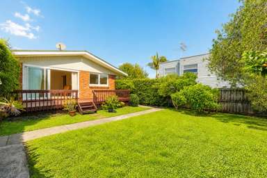 2/7 Evelyn Place_1