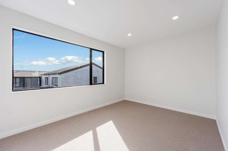 8 Alexander French Close Silverdale_12