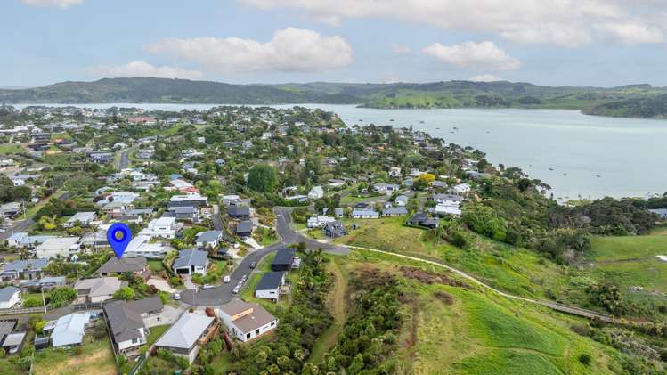 10 Mahana Place Raglan_35