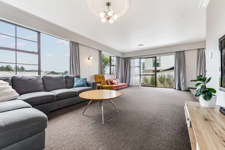 127 Amanda Avenue Dinsdale_2